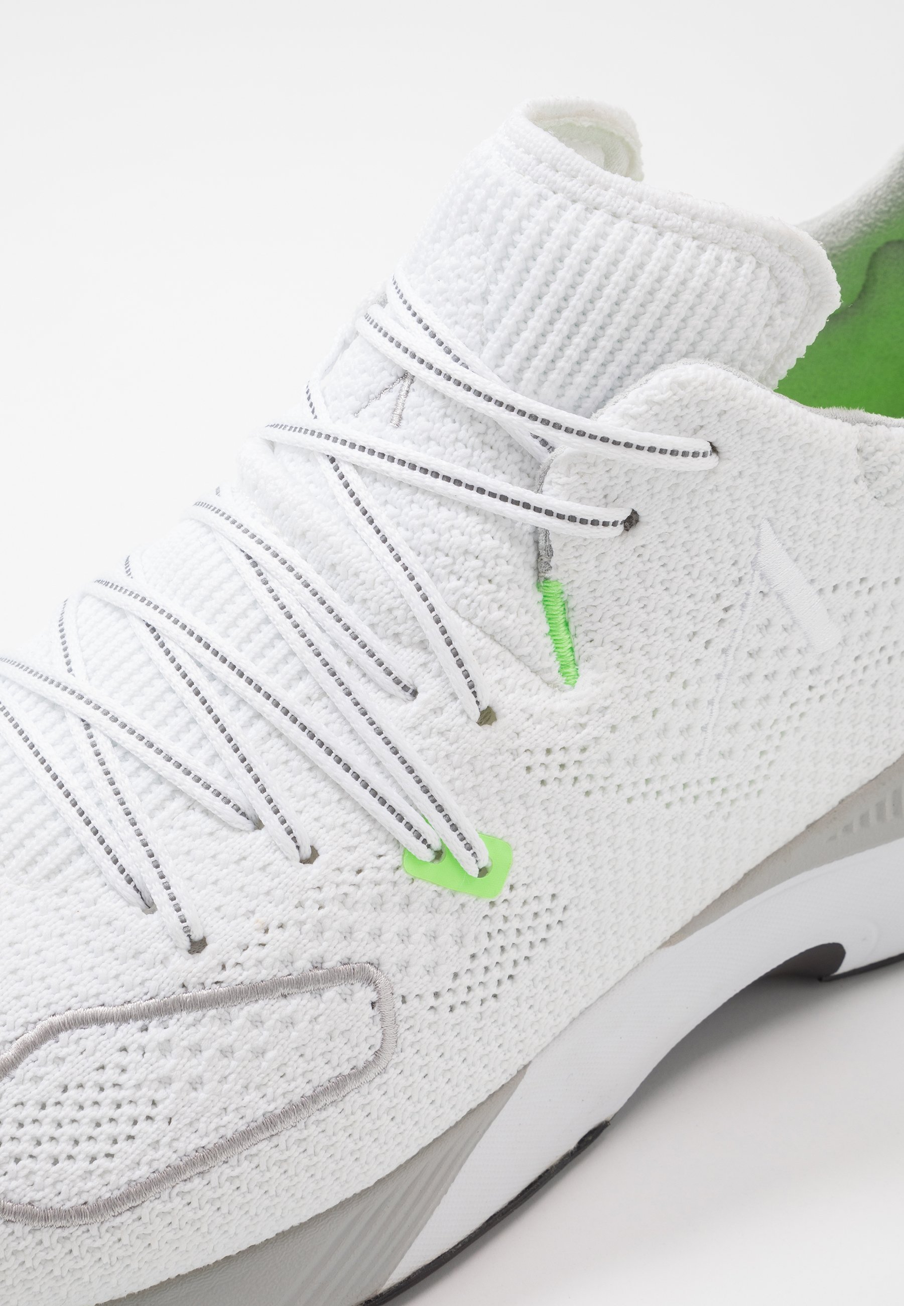 ARKK Copenhagen FORTHLINE Joggesko whitevivid green ARKK Copenhagen FORTHLINE - Joggesko - white/vivid green
