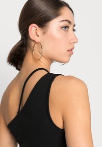 Even&Odd Top - black