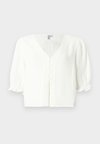PCSIKKA - Blouse - cloud dancer