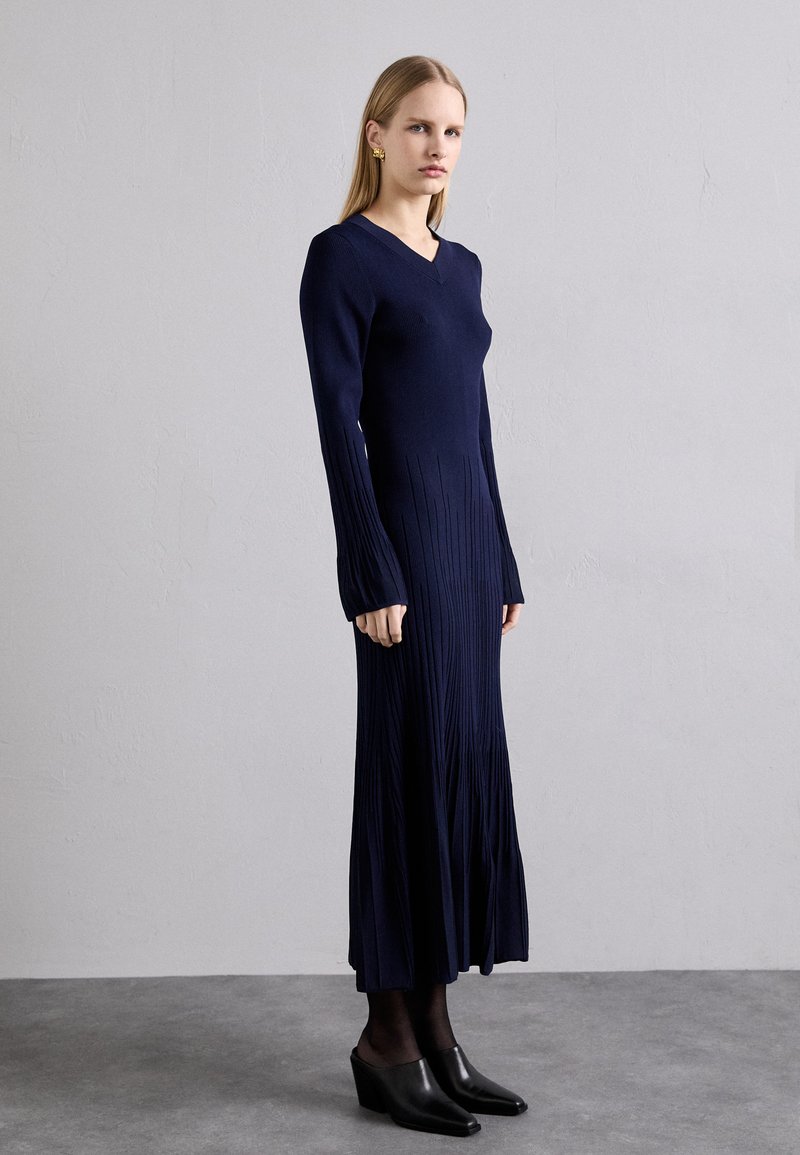 rag & bone - AUSTEN DRESS - Maxi dress - navy, Enlarge