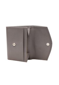 MAITRE LEISEL DEDA  - Portefeuille - castlerock