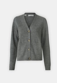 Grauer Cardigan aus weichem Material, mit V-Ausschnitt, fünf Knöpfen und zwei vorderen Taschen sowie gerippten Bündchen und Saum.