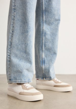 CLASSIC CUPSOLE  - Sneakers - creamy white/eggshell/travertine
