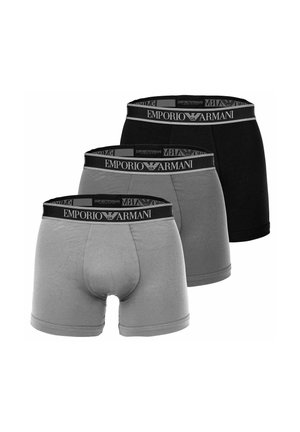 - Bokserki z długimi nogawkami