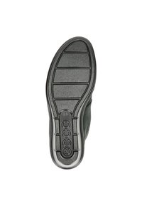 Černá gumová podešev boty s texturovaným povrchem. Obsahuje horizontální drážky a značku Ecco. Hladké boční okraje se jemně zužují.
