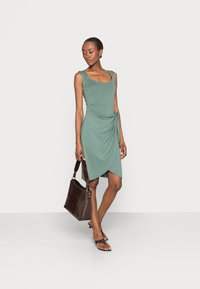 Anna Field Vestido de malha - green