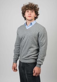 Dalle Piane Cashmere V-NECK - Neule - grigio