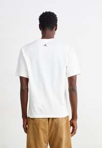Jordan JORDAN FLIGHT MVP - Apdrukāts T-krekls - sail black