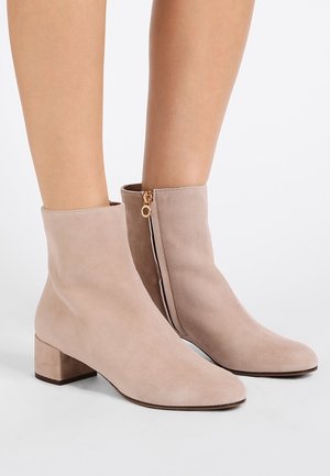 Klassiset nilkkurit - beige