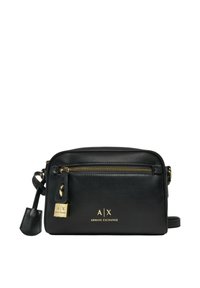 Borsa a tracolla in pelle sintetica nera con una cerniera dorata, dettagli in oro e una tracolla rimovibile, dotata di una tasca frontale.