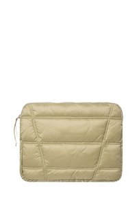 Gepolsterte Laptoptasche in hellem Beige, ausgestattet mit einem gesteppte Design, Reißverschlussverschluss und einer strukturierten Stoff mit schrägen Nähten für zusätzliche Details.