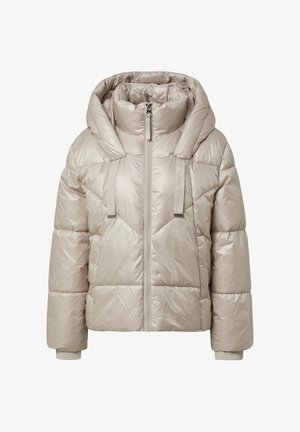 Chaqueta acolchada en color beige claro con cuello alto, cremallera frontal completa, gran capucha y puños elásticos. Presenta tirantes verticales en los hombros.