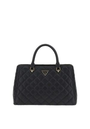 Sac à main en cuir noir matelassé avec deux poignées et une plaque triangulaire du logo Guess centrée sur le devant.