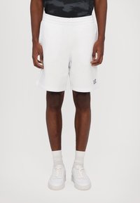 EA7 Emporio Armani - Shorts - white Thumbnail Image 1