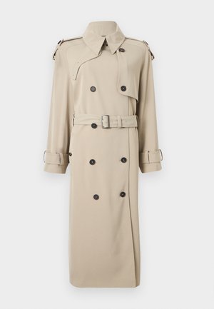 Beiger, doppelt geknöpfter Trenchcoat mit breiten Revers, Schulterklappen, tailliertem Gürtel und Manschettenriemen.