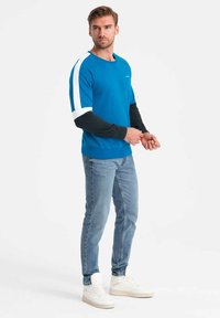 Ombre Sweatshirt - blue