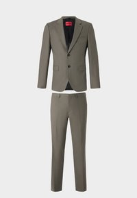Khaki suit, smooth fabric, single-breasted blazer with two buttons, notch lapels, matching trousers with a tailored fit. HUGO label inside.