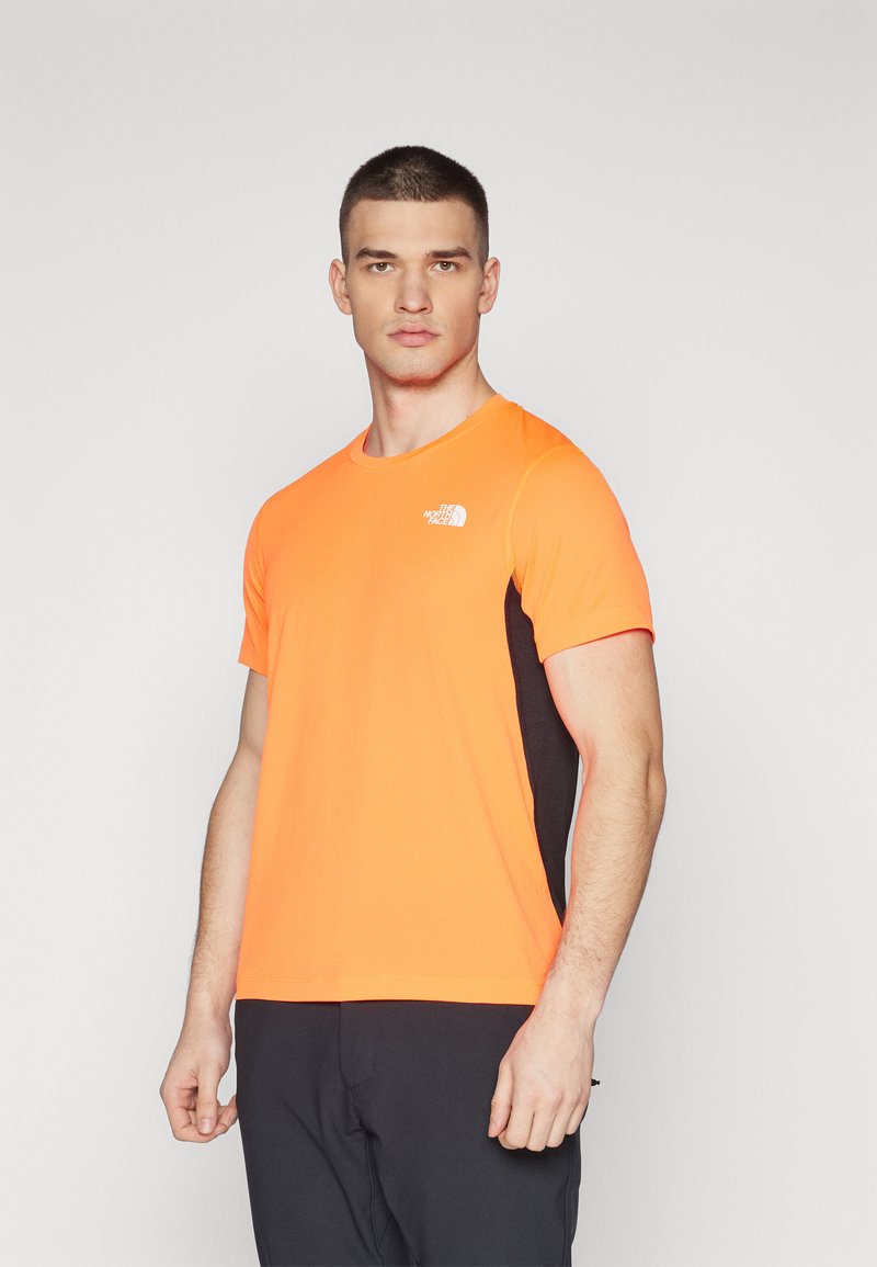 The North Face LIGHTBRIGHT TEE - Spordi T-särk - vivid flame/black