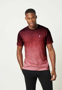 Next DIP DYE GRAPHIC - T-shirts print - coral red stag