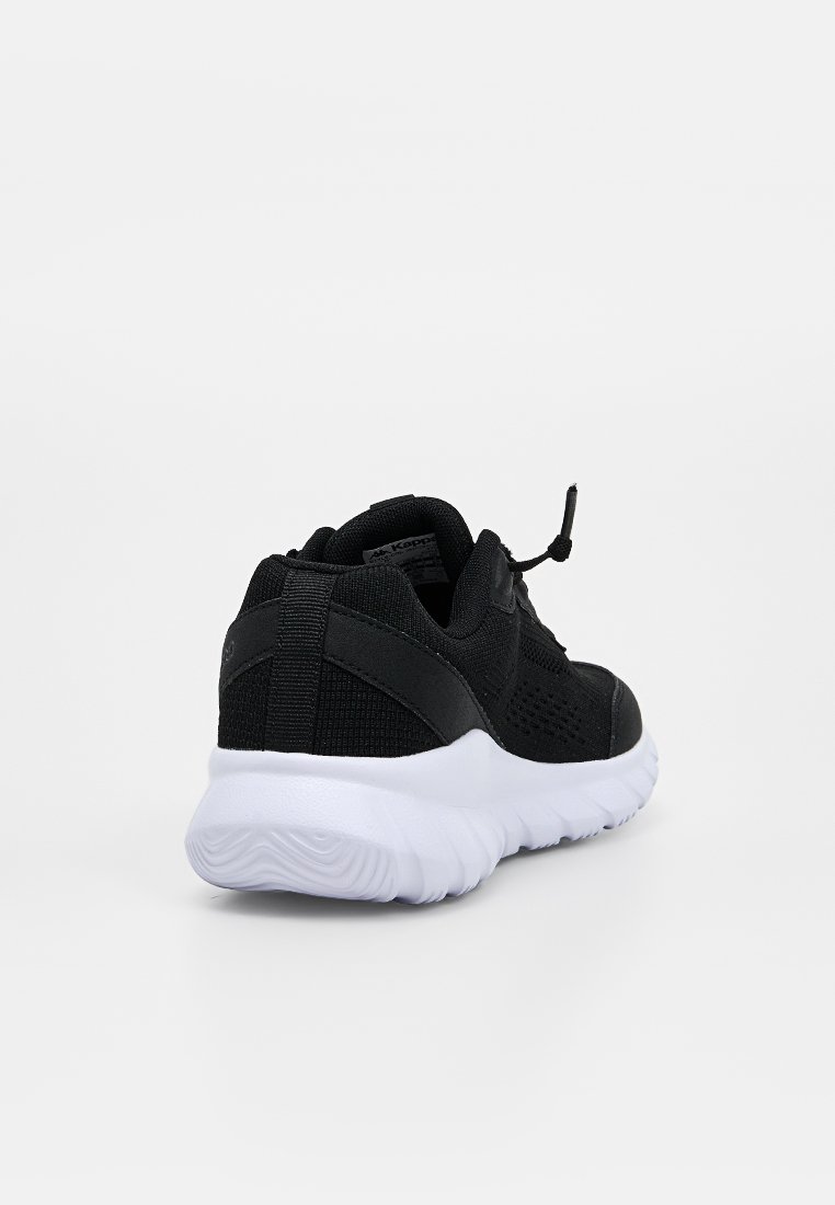 Sneaker low