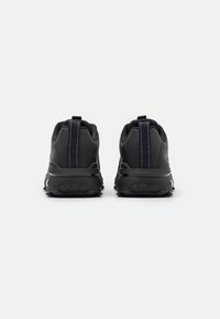 Skechers MAX PROTECT - Trainers - schwarz