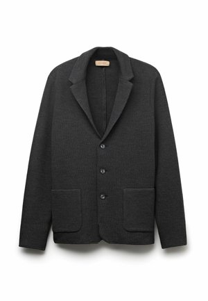 Blazer grigio carbone realizzato in tessuto testurizzato. Caratterizzato da un colletto a punte, tre bottoni e due tasche frontali. Design semplice e su misura.