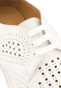 RIVIERAS DERBY - Sportieve veterschoenen - white