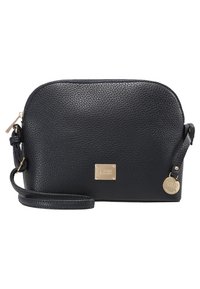 Sort læder crossover taske med en perleagtig struktur, rund form, gyldne hardware detaljer og aftagelig rem. Har en logo plade.