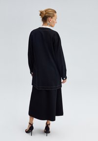 Touché Privé POCKET DETAILED - Džínová bunda - black