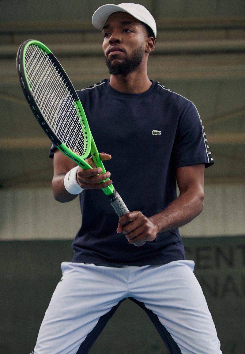 Lacoste Sport TAPE - T-shirt med print - bleu marine