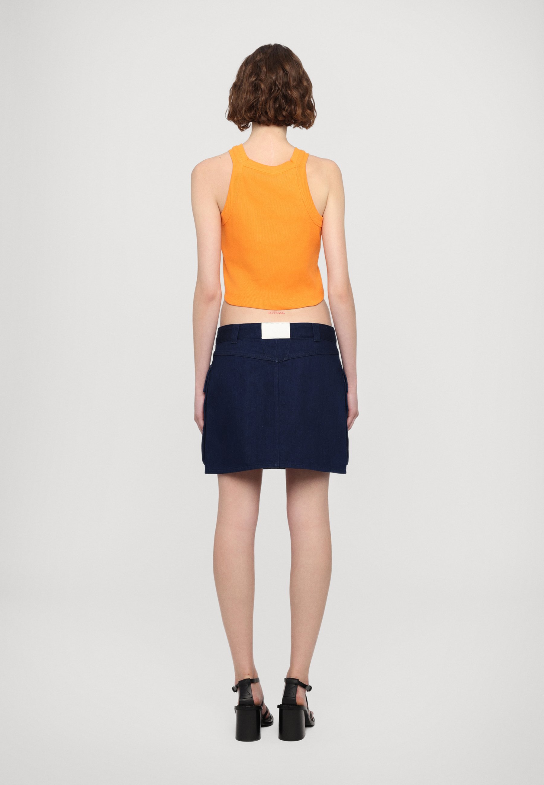 売れ筋商品|||クローズド Tシャツ レディース トップス CROPPED RACER - Top - pumpkin orange Cropped T-Shirt | Closed