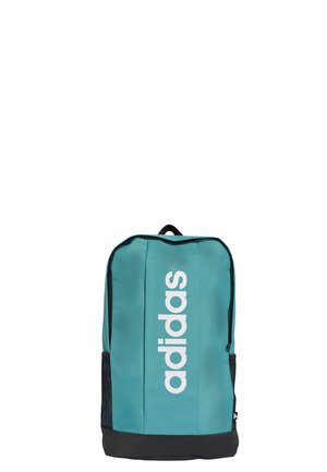 Türkisfarbener Adidas-Rucksack mit schwarzem Boden, seitlichen Netzseitentaschen, senkrechtem weißen Adidas-Logo und einem oberen Tragegriff vor weißem Hintergrund.