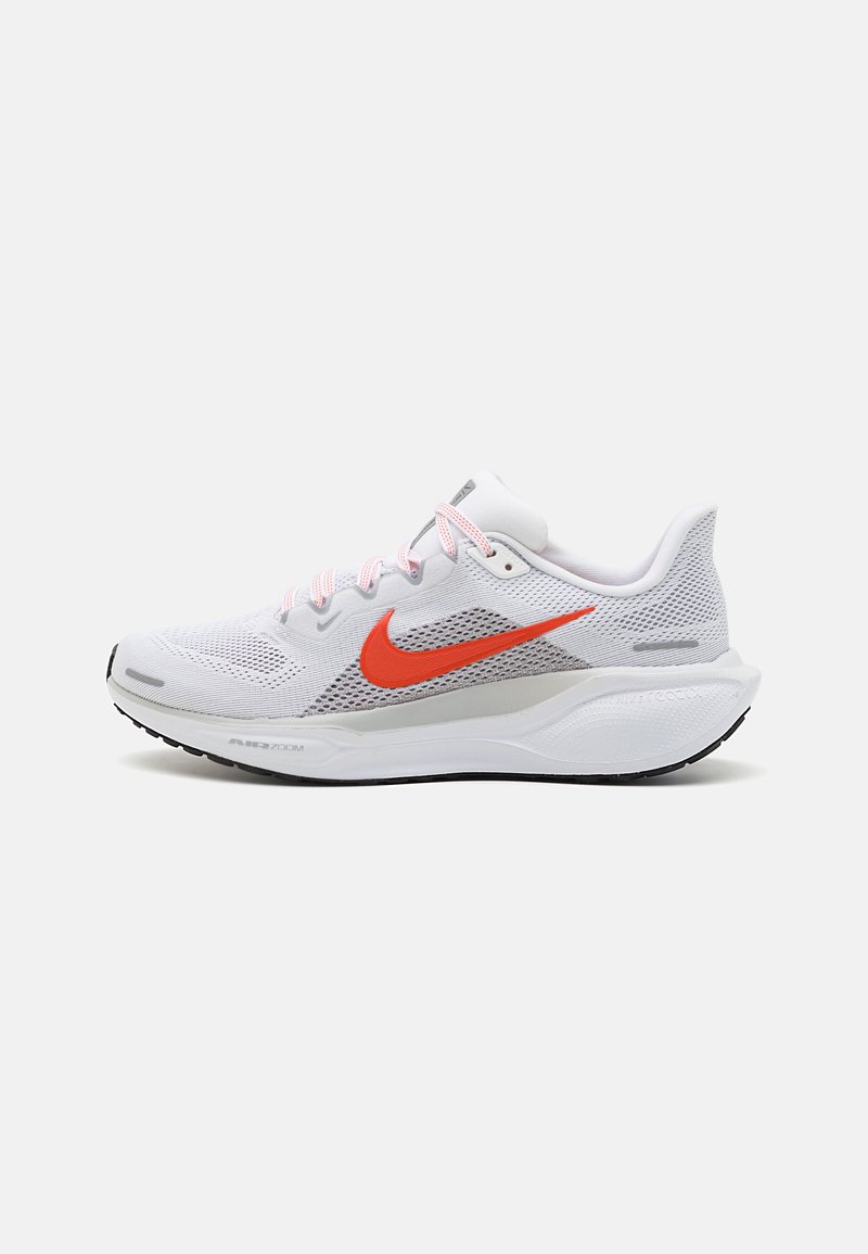 Nike Performance AIR ZOOM PEGASUS 41 - Løbesko til landevejen - white/picante red/wolf grey/black