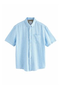 Camisa azul claro de manga corta con botones al frente, tejido texturizado, un bolsillo en el pecho y cuello clásico con botones blancos.
