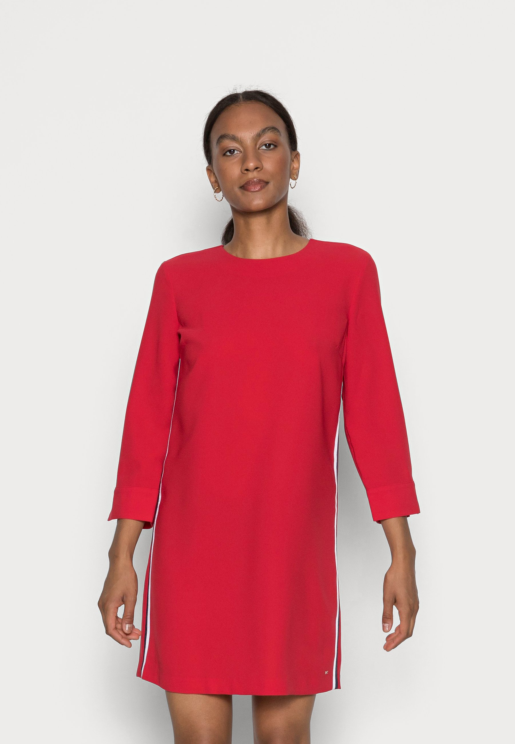 Tommy Hilfiger ANGELA SHIFT KNEE DRESS - Etuikleid - primary red/rot -  Zalando.de