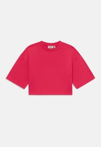Kuttet t-skjorte i klar rosa, laget av myk bomull. Har korte ermer, rund hals og et enkelt design uten mønstre eller aksenter.