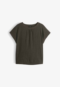 Unselected, deep green