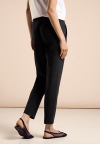 Street One Träningsbyxor - black