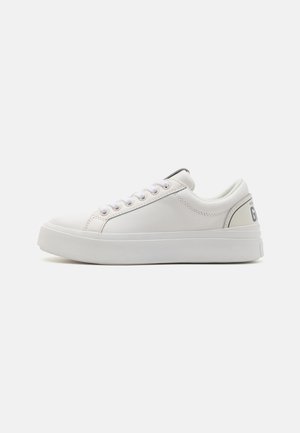 GCDS BUCKET UNISEX - Sneakers laag - optic white