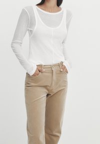 Massimo Dutti Spodnie materiałowe