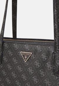 Guess POWER PLAY TECH TOTE - Shopping Bag - black