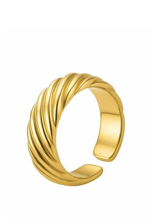 Pierścionek z otwartą obręczą w odcieniu złota z fakturą skręconej liny, posiadający gładkie wnętrze i błyszczące, polerowane wykończenie.