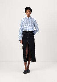 DAY Birger et Mikkelsen MAX CONTEMPORARY STRIPE - Paitapusero - serenity