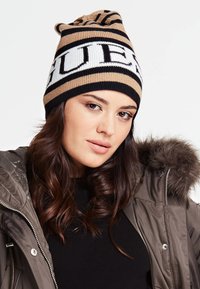Guess Berretto - black