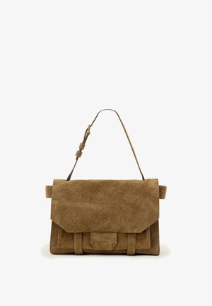 Suède handtas in lichtbruin met overslagklep, verstelbare riem en rechthoekige vorm. Heeft een minimalistisch ontwerp zonder versieringen.