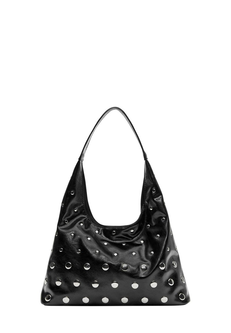 Zwarte leren handtas met een slungelige vorm, voorzien van zilveren ronde studs en een enkele schouderriem. Gladde textuur en glanzende afwerking.