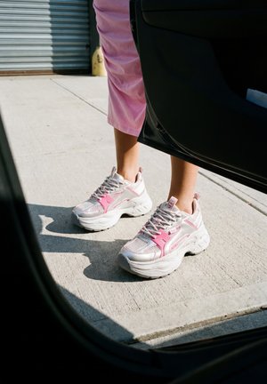 Buffalo, YUNO ONE - Sneakers basse - silver-coloured/pink