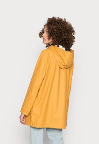 ONLY ELLEN - Parca - honey mustard