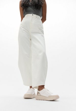 Baskets basses - urban white platino