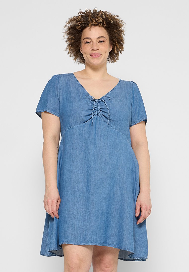 Levi’s® Plus Jeansjurken blauw